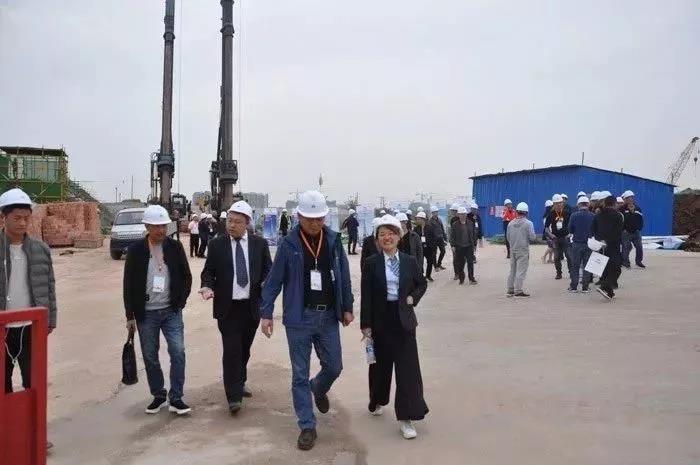 幸运彩重装YTR230Dpro旋挖钻成都推介会圆满落幕