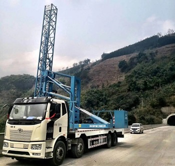 元蔓高速(红河段)全线通车，30多台幸运彩桥检车保驾护航！